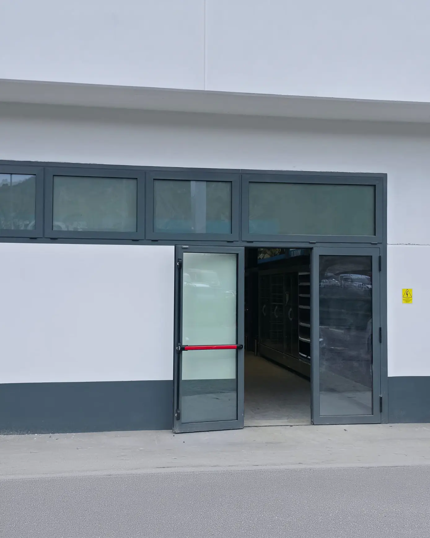 penny market ingresso di servizio