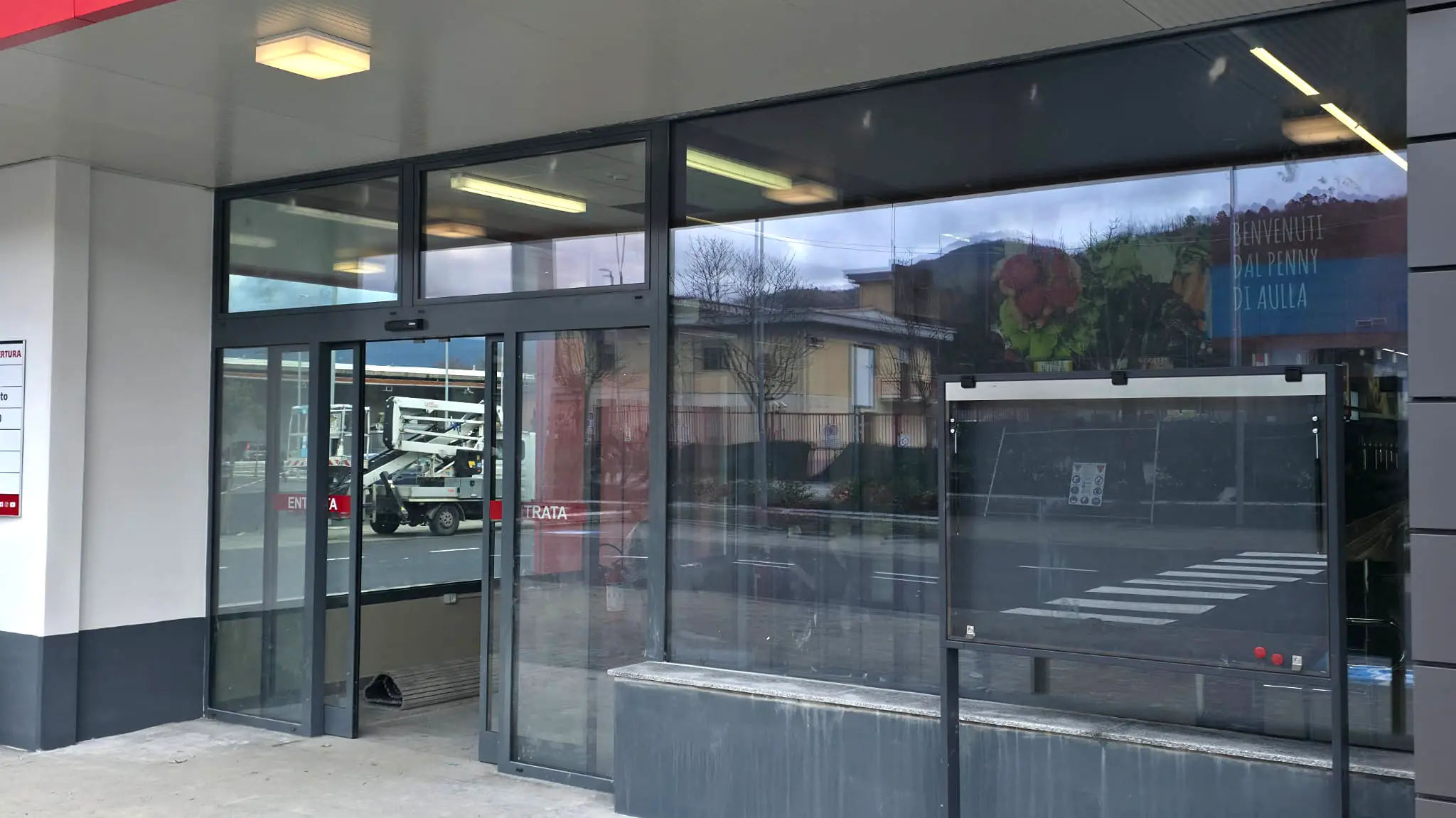 penny market porte di ingresso